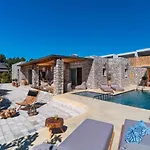 Eftopia Villa Kolympia By Onar Villas