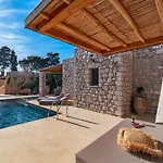 Eftopia Villa Kolympia By Onar Villas